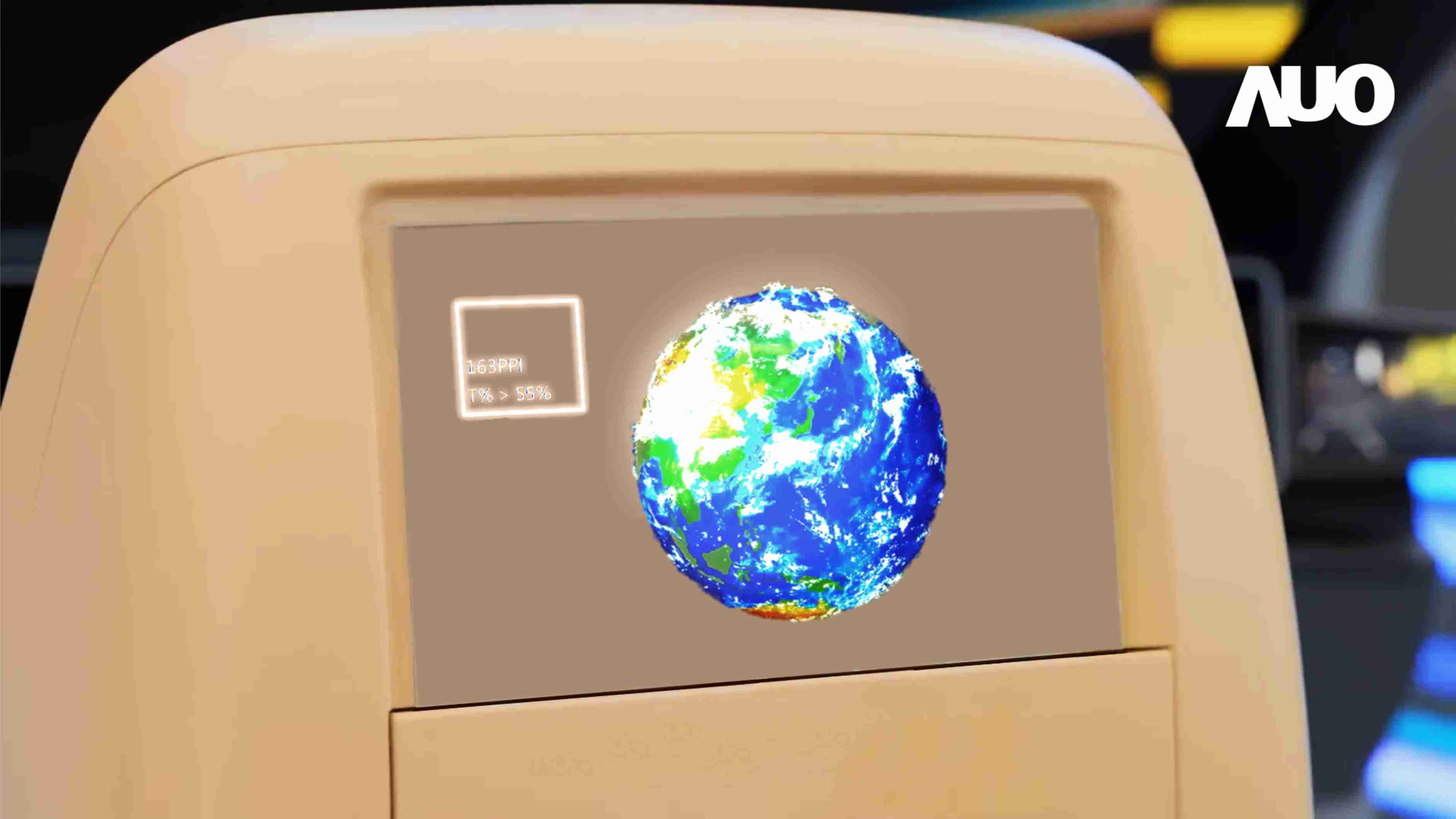 优游UB8突破设计与制程挑战，，，推出全球最高分辨率163ppi的13.5吋透明Micro LED面板，，并积极布局智能车市场，，以期拓展透明显示应用的可能性